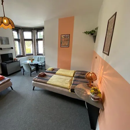 Guest house Akron